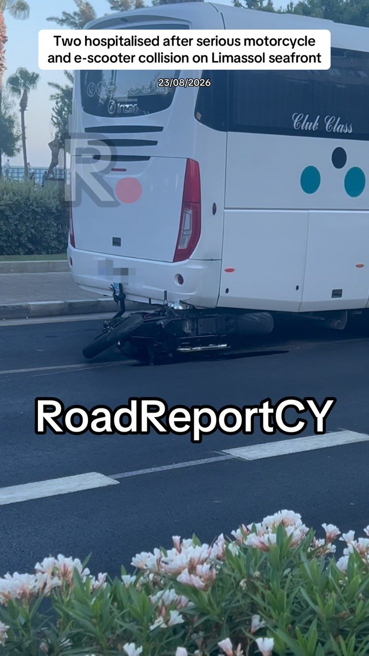 Двое госпитализированы после аварии на Сироад в Лимассоле.