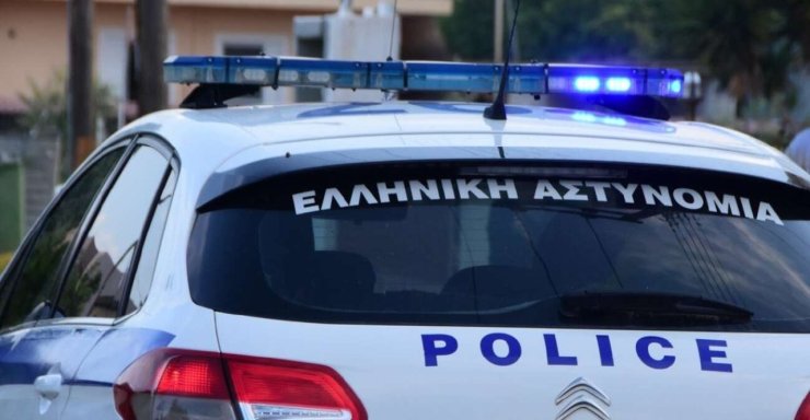 В Никее задержали мужчину, заперевшего жену в доме и удерживавшего ее против воли