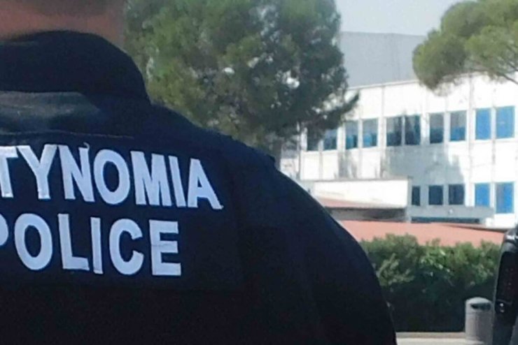 Полиция Кипра выявила 608 нарушений ПДД среди электросамокатов и велосипедистов за неделю