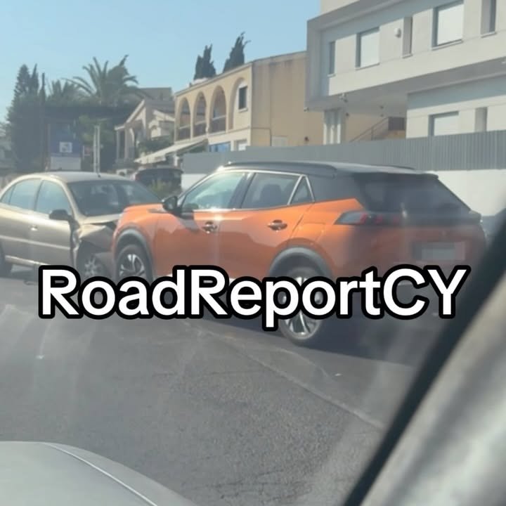В Ларнаке на проспекте Кириаку Маци произошла лобовая авария с двумя автомобилями