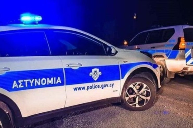 Мужчина в Пафосе поджег машину матери из-за семейного конфликта в ночь на 29 июля
